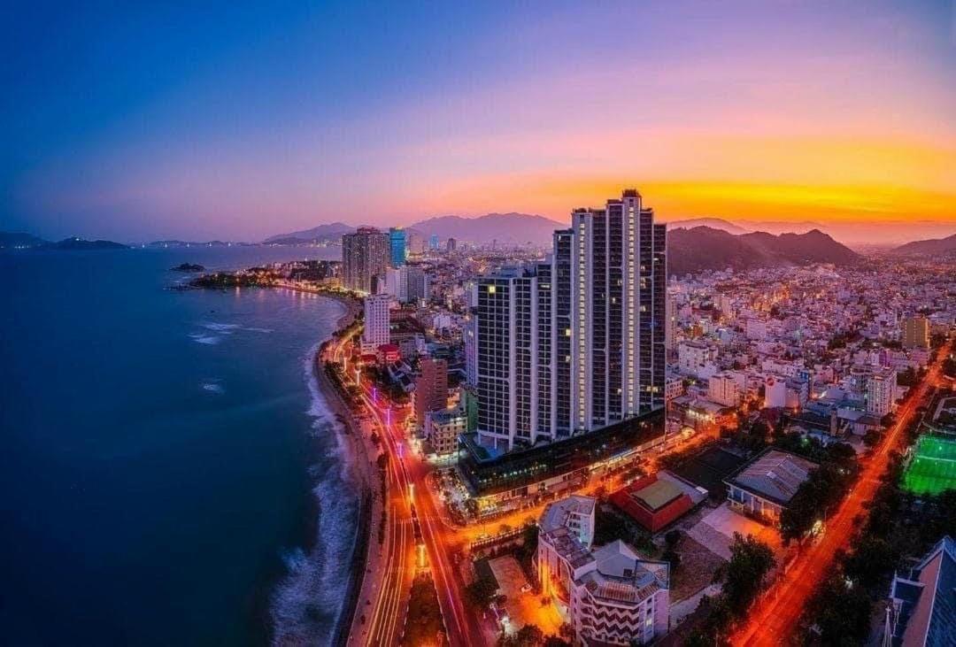 Scenia Bay Oceanfront By Housing Apartment ญาจาง ภายนอก รูปภาพ